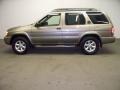 Luminous Gold Metallic - Pathfinder SE 4x4 Photo No. 7