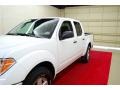 Avalanche White - Frontier SE Crew Cab Photo No. 12