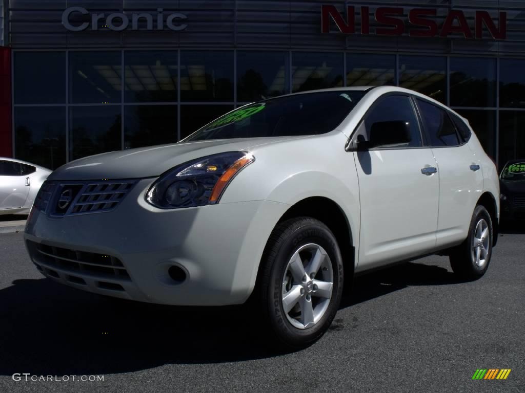 2010 Rogue S 360 Value Package - Phantom White / Gray photo #1