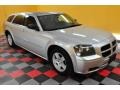 2005 Bright Silver Metallic Dodge Magnum SXT  photo #23