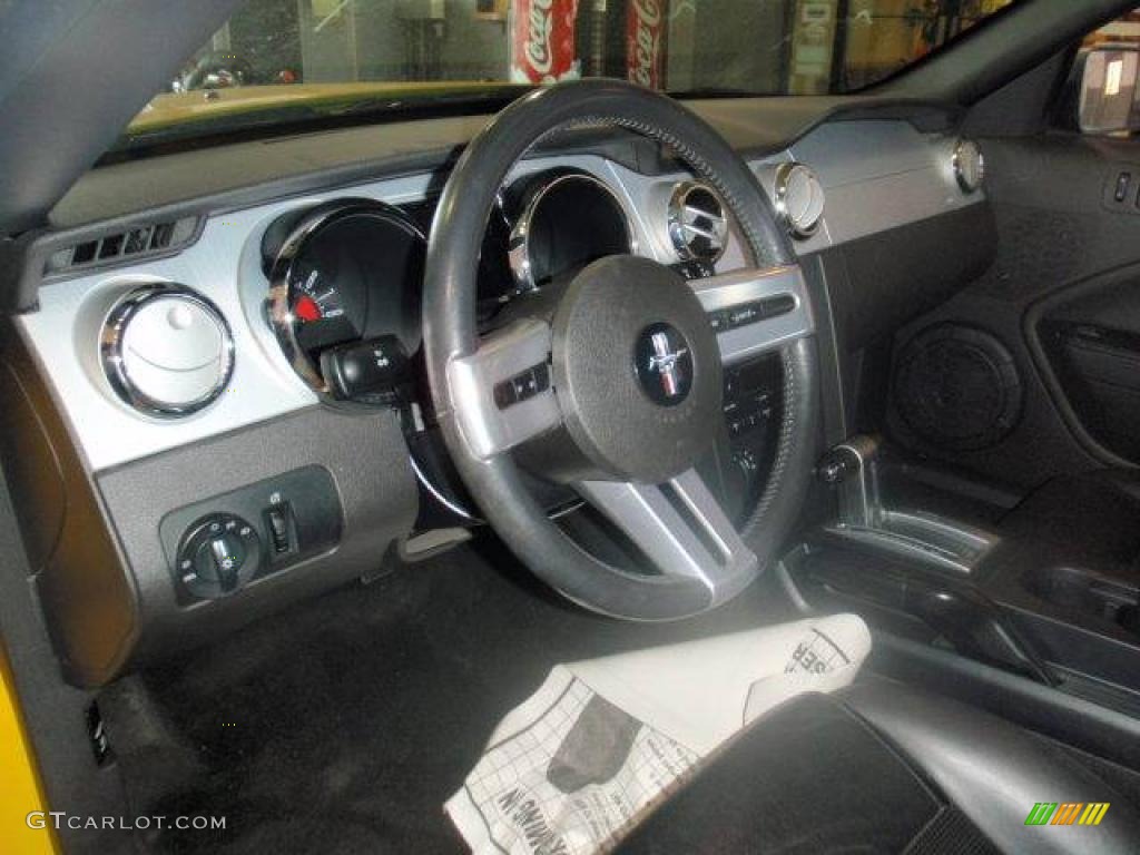 2006 Mustang GT Premium Convertible - Screaming Yellow / Dark Charcoal photo #3