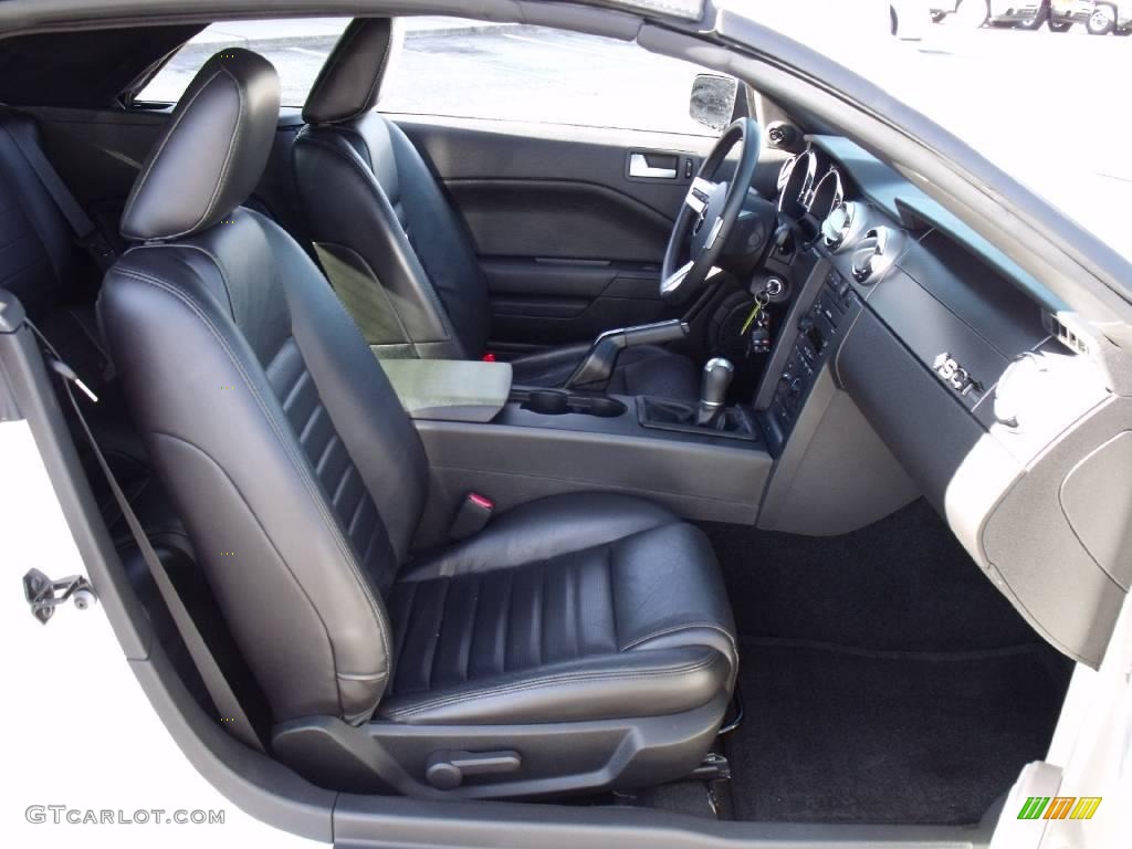 2007 Mustang GT Premium Convertible - Performance White / Dark Charcoal photo #13