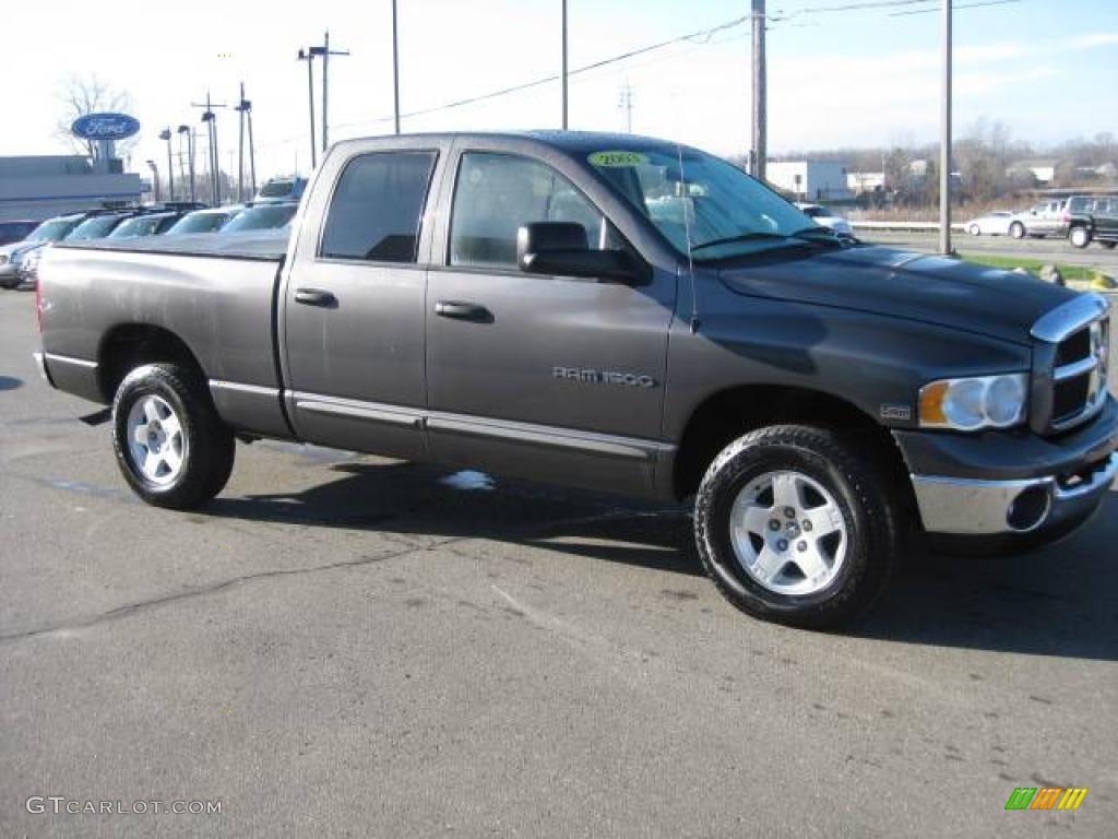 2003 Ram 1500 Laramie Quad Cab 4x4 - Graphite Metallic / Dark Slate Gray photo #5