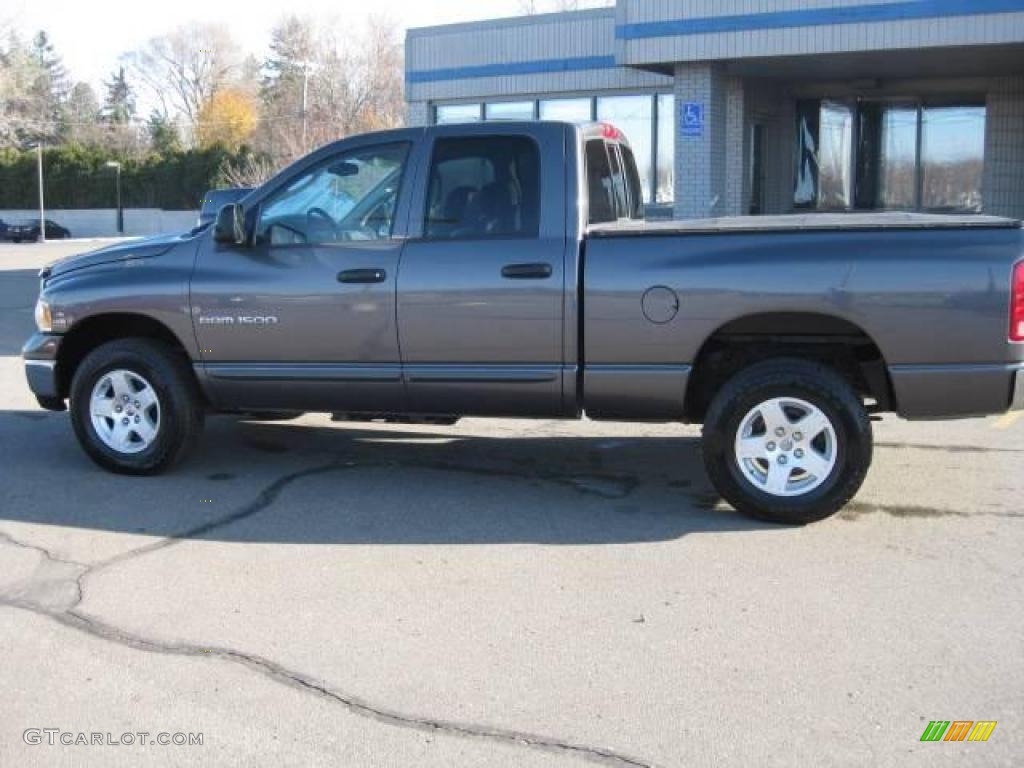 2003 Ram 1500 Laramie Quad Cab 4x4 - Graphite Metallic / Dark Slate Gray photo #14