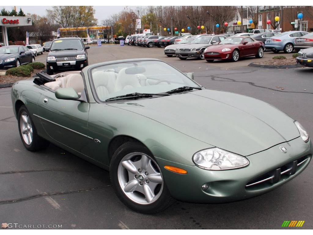 1999 XK XK8 Convertible - Alpine Green / Ivory photo #3
