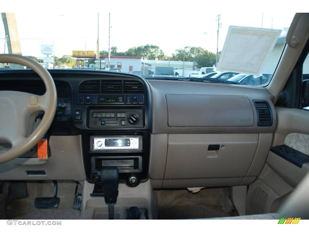 2000 Trooper LS 4x4 - Dragon Green / Beige photo #18
