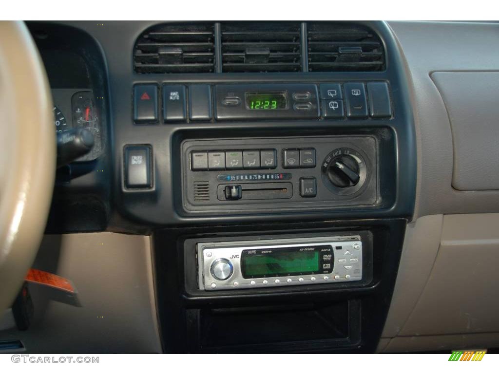 2000 Trooper LS 4x4 - Dragon Green / Beige photo #20