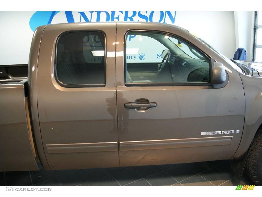 2008 Sierra 1500 SLE Extended Cab 4x4 - Medium Brown Metallic / Light Cashmere photo #16