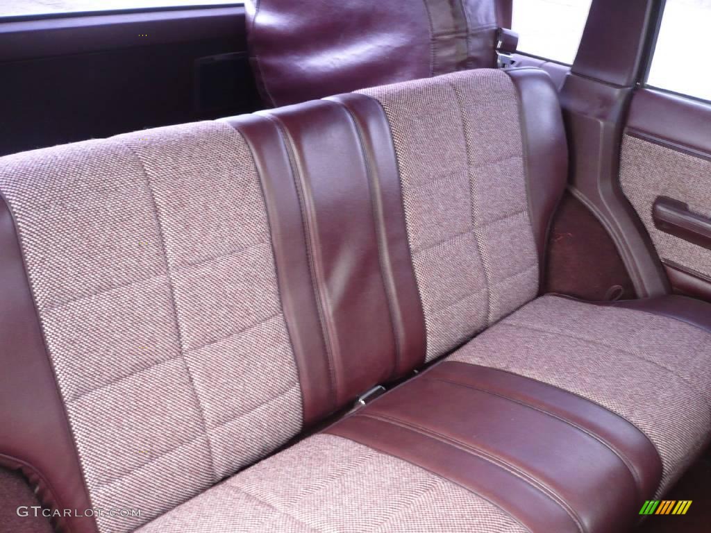 1991 Cherokee Laredo 4x4 - Black Cherry Pearl Metallic / Red photo #9