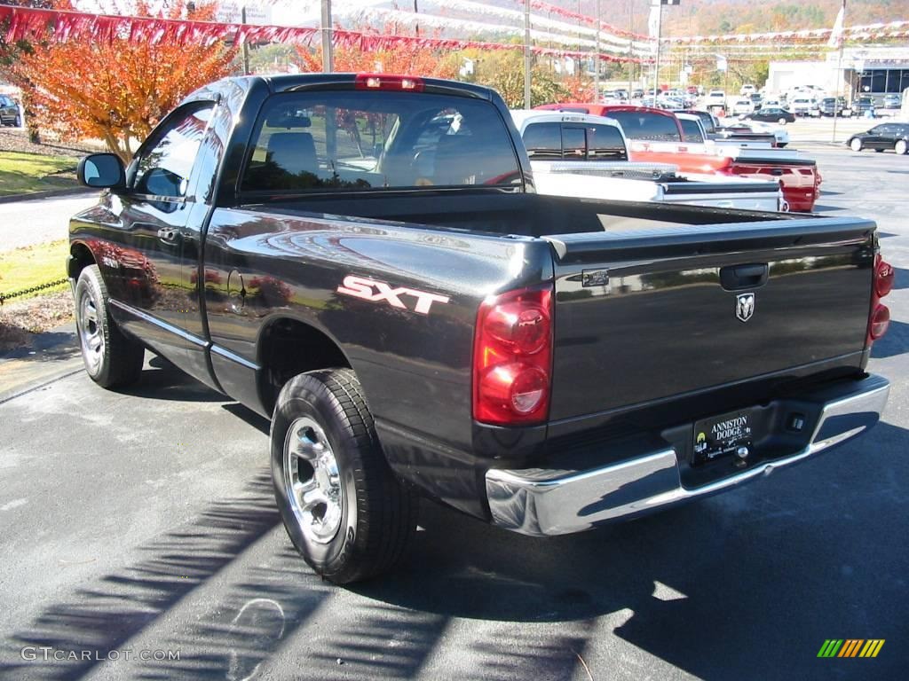 2008 Ram 1500 SXT Regular Cab - Brilliant Black Crystal Pearl / Medium Slate Gray photo #2