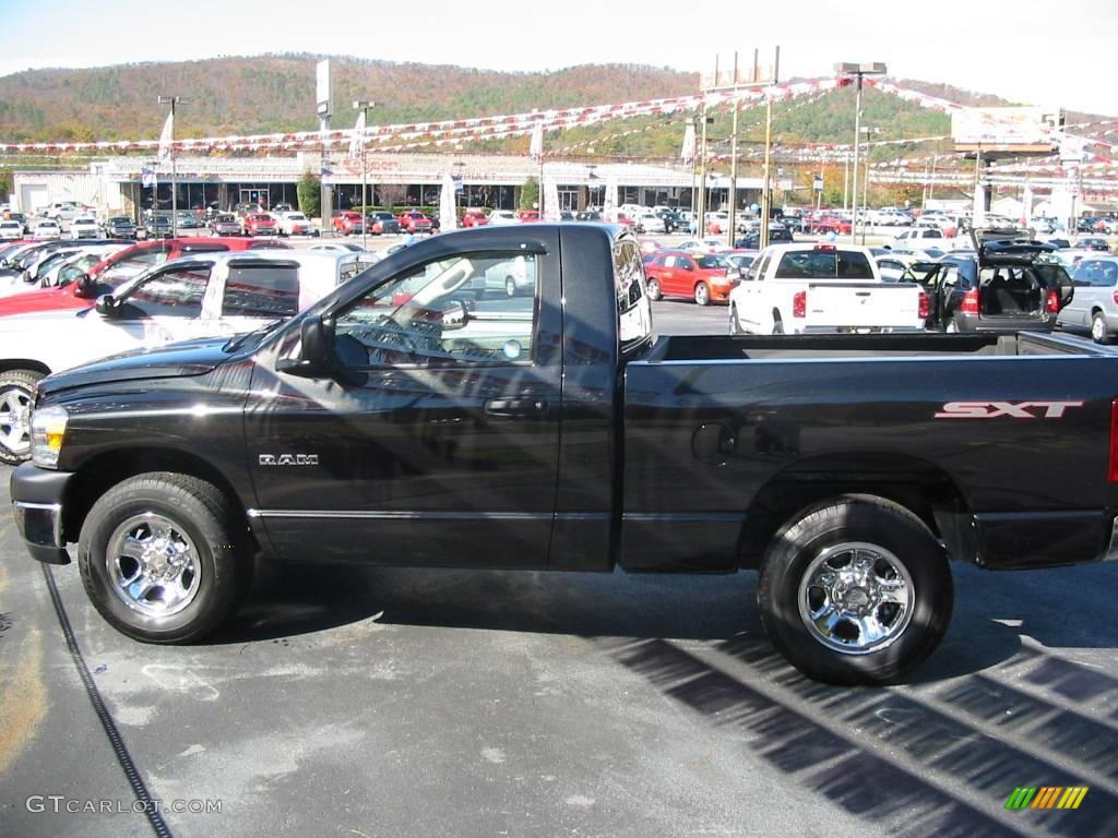 2008 Ram 1500 SXT Regular Cab - Brilliant Black Crystal Pearl / Medium Slate Gray photo #12