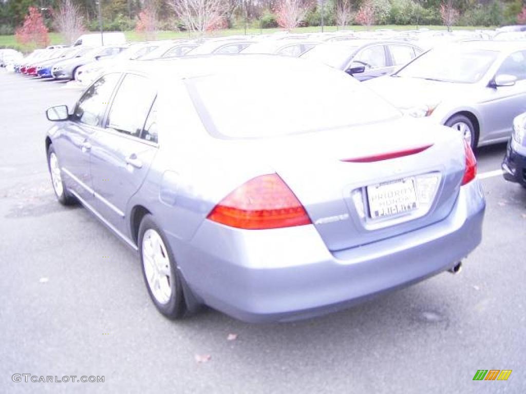 2007 Accord SE Sedan - Cool Blue Metallic / Gray photo #2