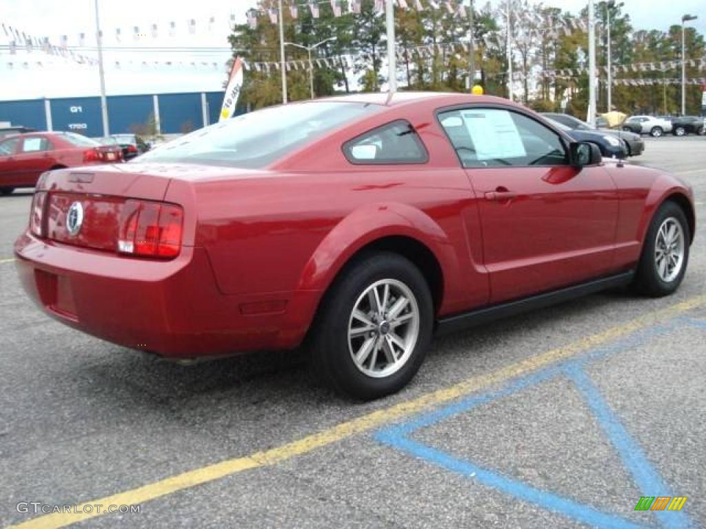 2005 Mustang V6 Premium Coupe - Redfire Metallic / Dark Charcoal photo #6