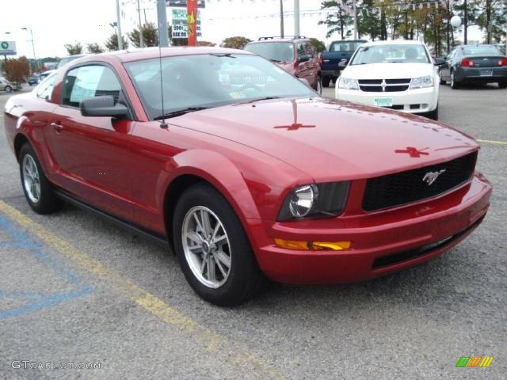 2005 Mustang V6 Premium Coupe - Redfire Metallic / Dark Charcoal photo #8