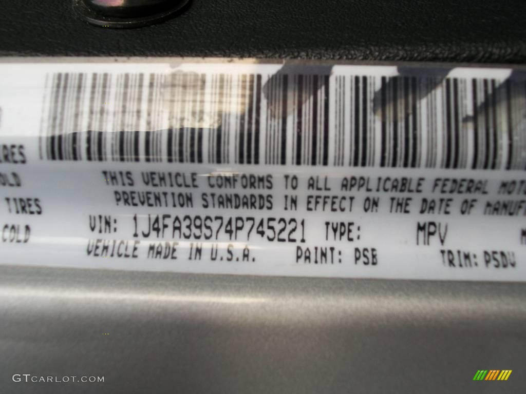 2004 Wrangler X 4x4 - Bright Silver Metallic / Dark Slate Gray photo #13