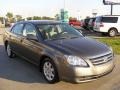 Phantom Gray Pearl - Avalon XL Photo No. 7