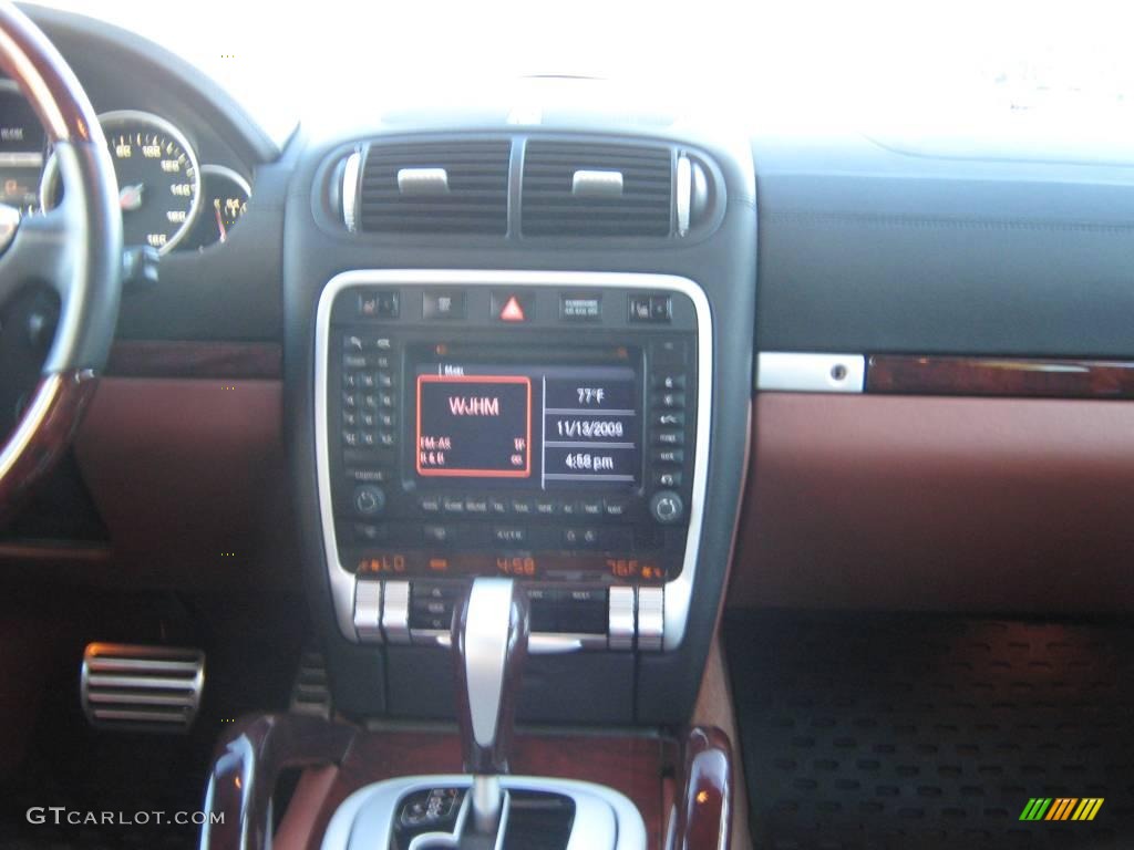 2008 Cayenne Turbo - Olive Green Metallic / Chestnut/Black Natural Leather photo #24