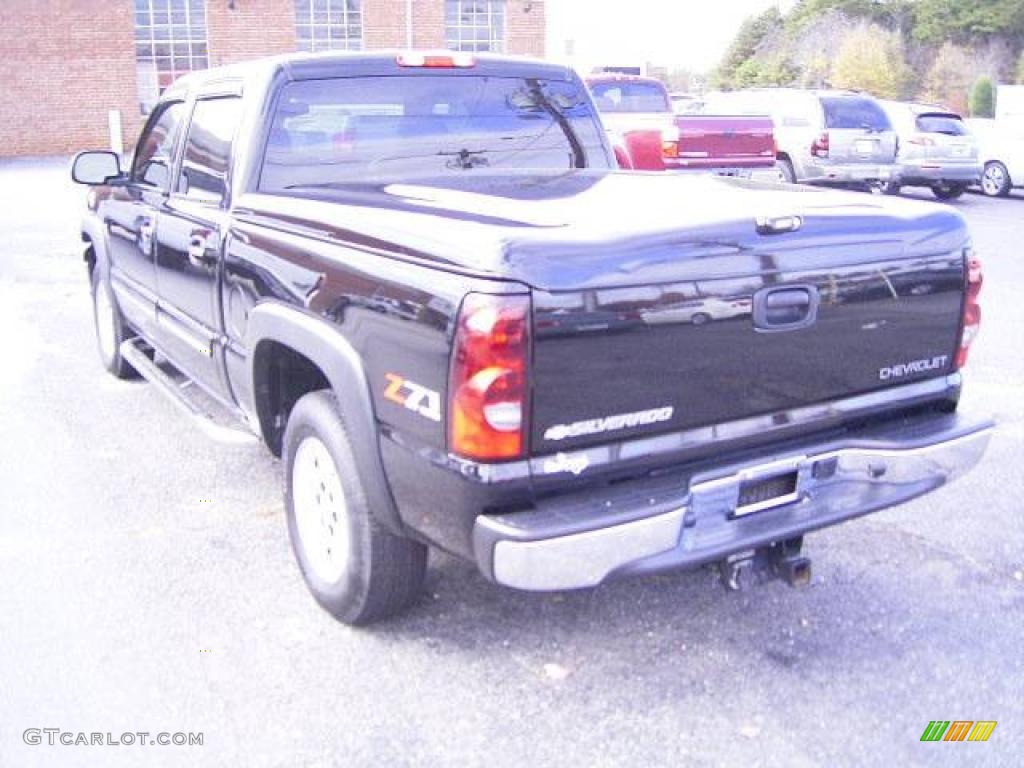 2005 Silverado 1500 LT Crew Cab 4x4 - Black / Dark Charcoal photo #2