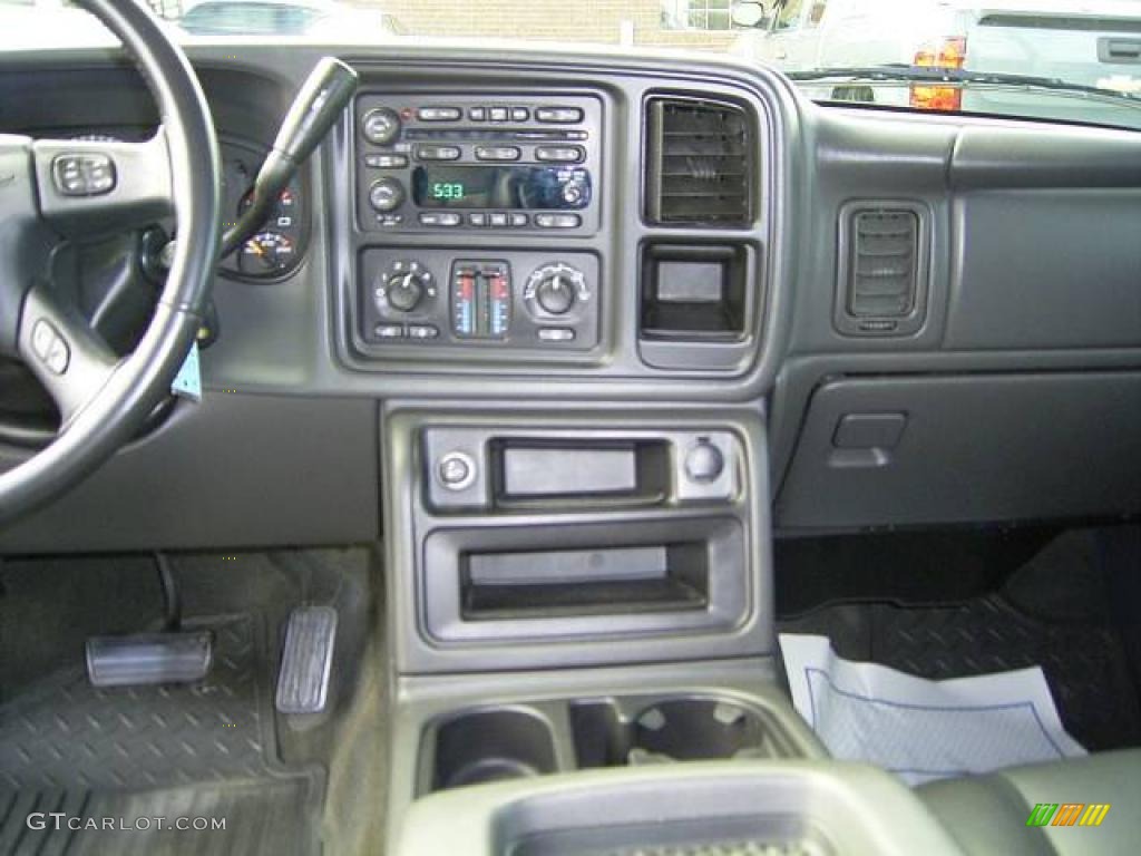 2005 Silverado 1500 LT Crew Cab 4x4 - Black / Dark Charcoal photo #22