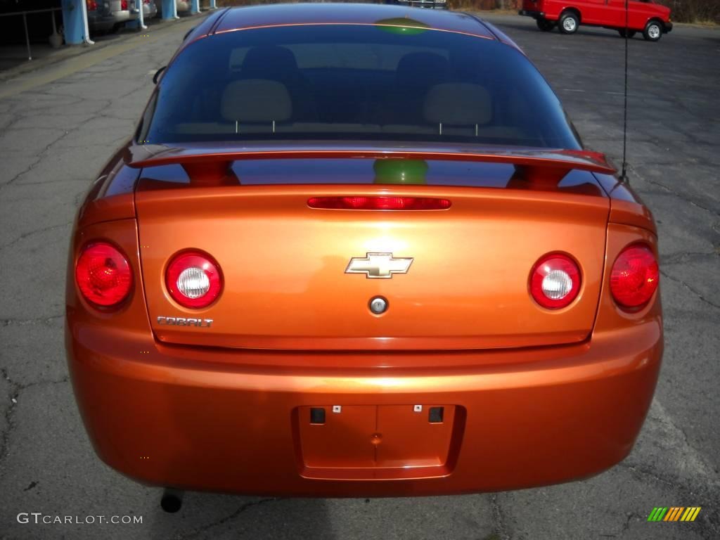 2005 Cobalt Coupe - Sunburst Orange Metallic / Gray photo #3