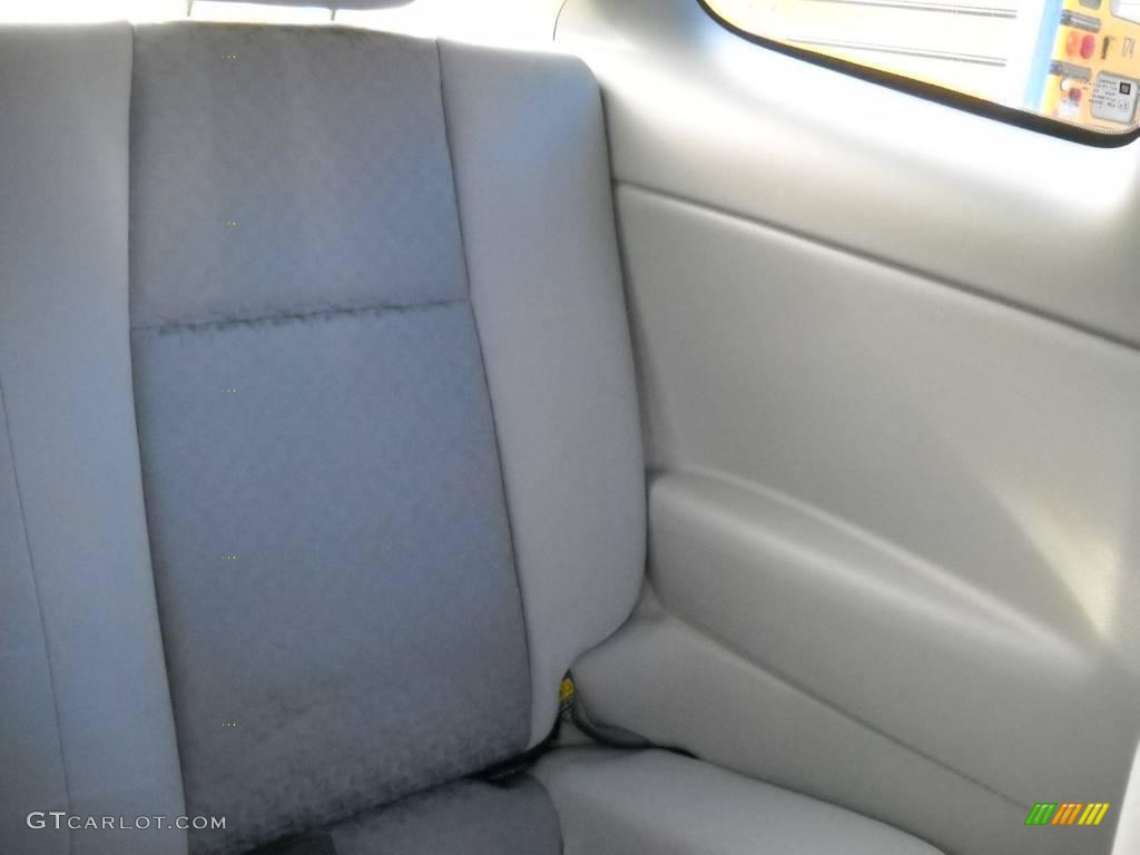 2005 Cobalt Coupe - Sunburst Orange Metallic / Gray photo #12