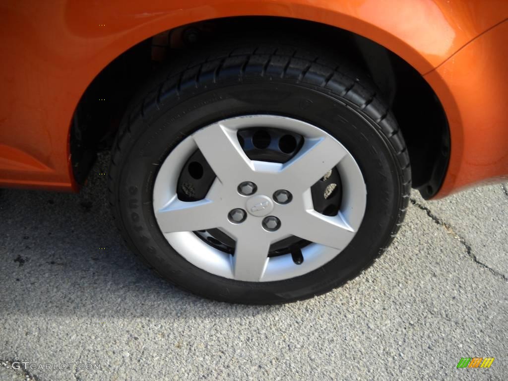 2005 Cobalt Coupe - Sunburst Orange Metallic / Gray photo #14