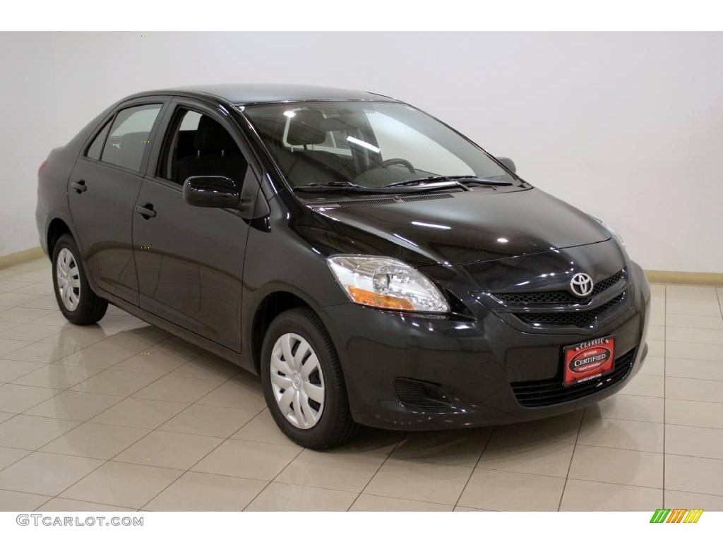 2008 Yaris Sedan - Black Sand Pearl / Dark Charcoal photo #1