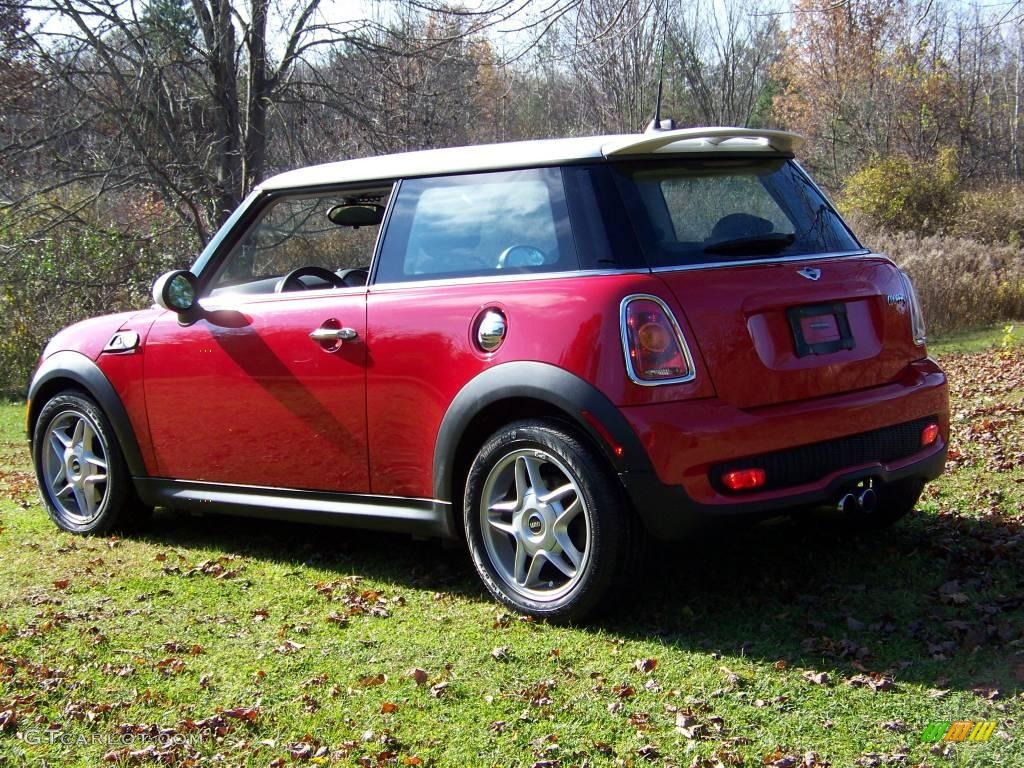 2007 Cooper S Hardtop - Chili Red / Carbon Black/Black photo #7