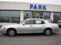 2009 Silver Birch Metallic Lincoln Town Car Signature Limited  photo #19