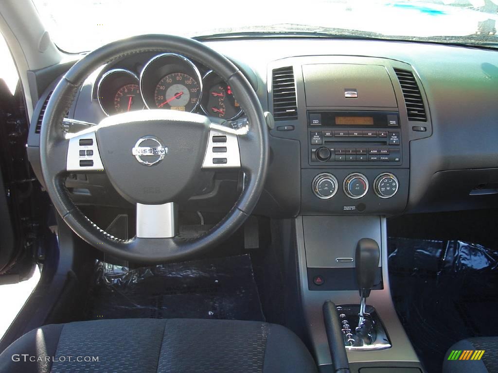 2006 Majestic Blue Metallic Nissan Altima 2 5 S Special