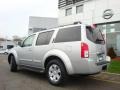 Silver Lightning Metallic - Pathfinder LE 4x4 Photo No. 7
