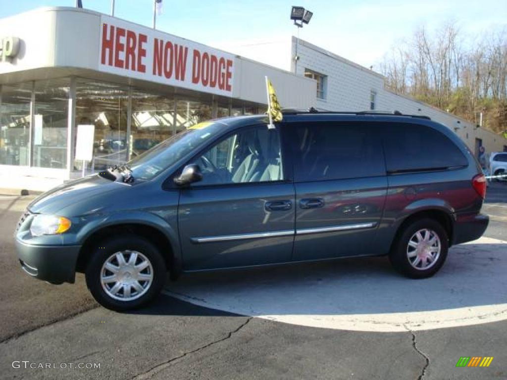 2006 Town & Country Touring - Magnesium Pearl / Medium Slate Gray photo #1