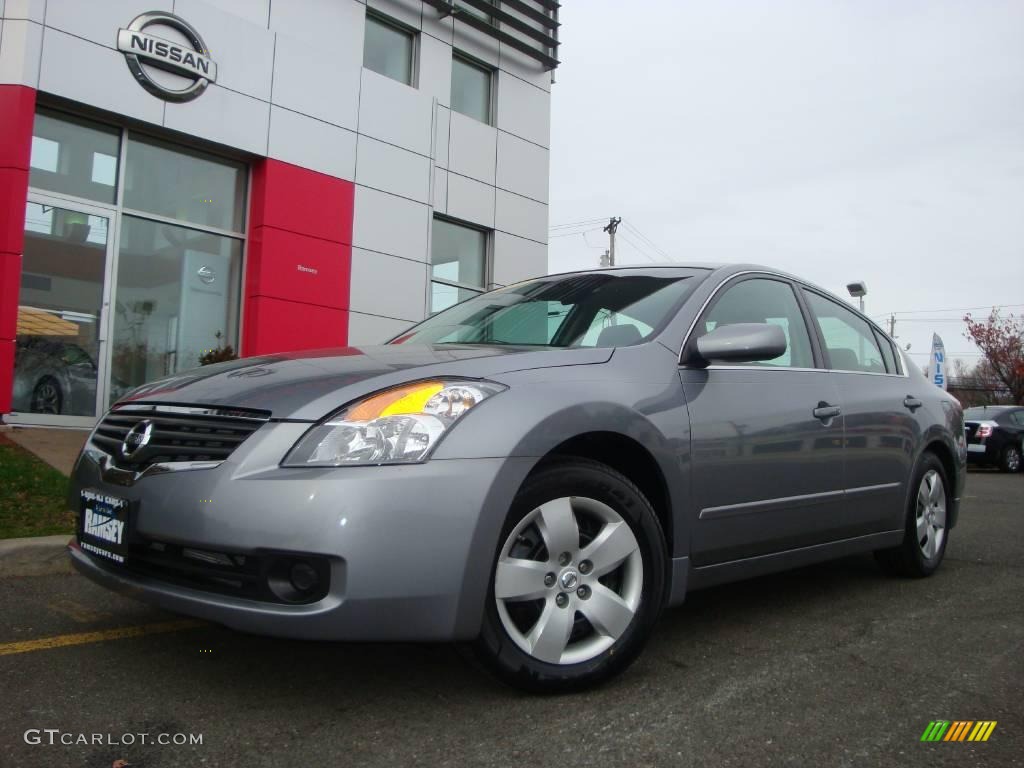 Precision Gray Metallic Nissan Altima