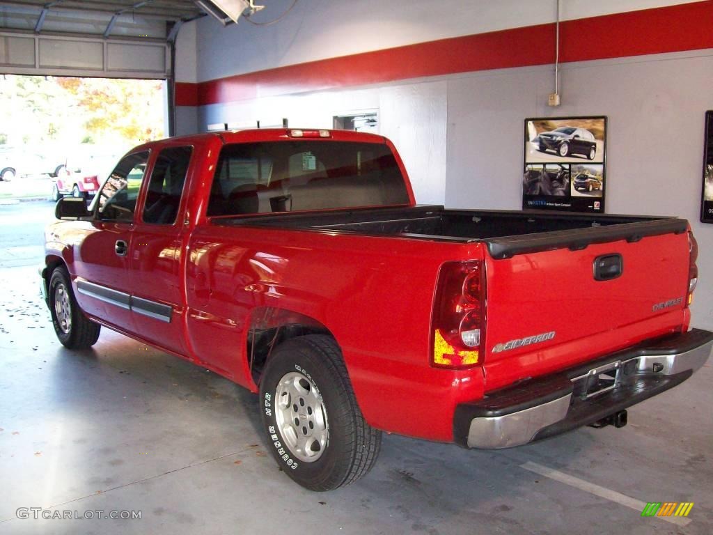 2003 Silverado 1500 LS Extended Cab - Victory Red / Dark Charcoal photo #5