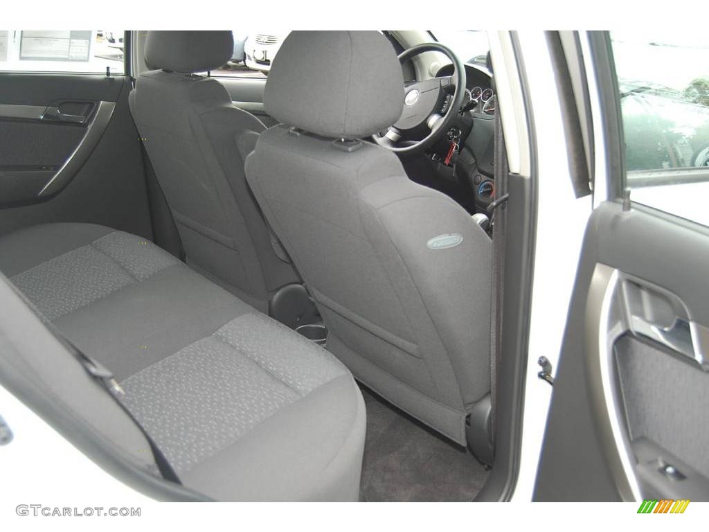 2008 Aveo LT Sedan - Summit White / Charcoal photo #9
