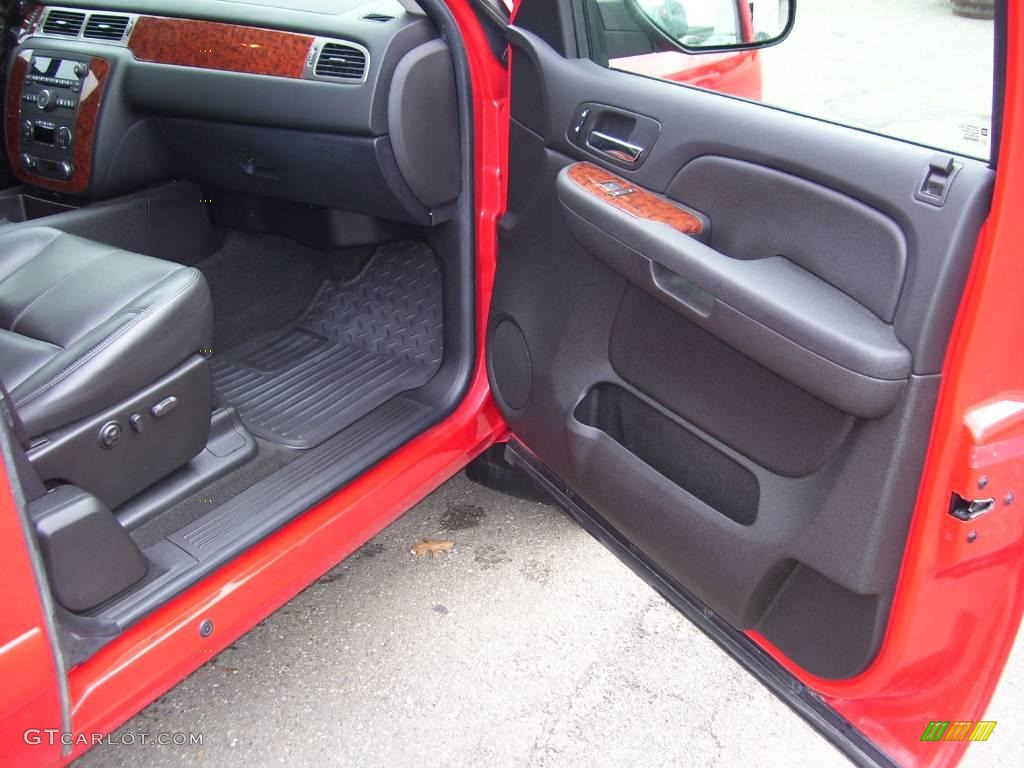 2007 Silverado 1500 LTZ Extended Cab 4x4 - Victory Red / Ebony Black photo #18