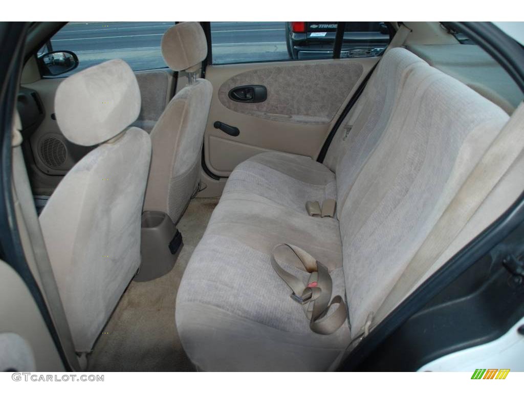 1999 S Series SL2 Sedan - White / Tan photo #17
