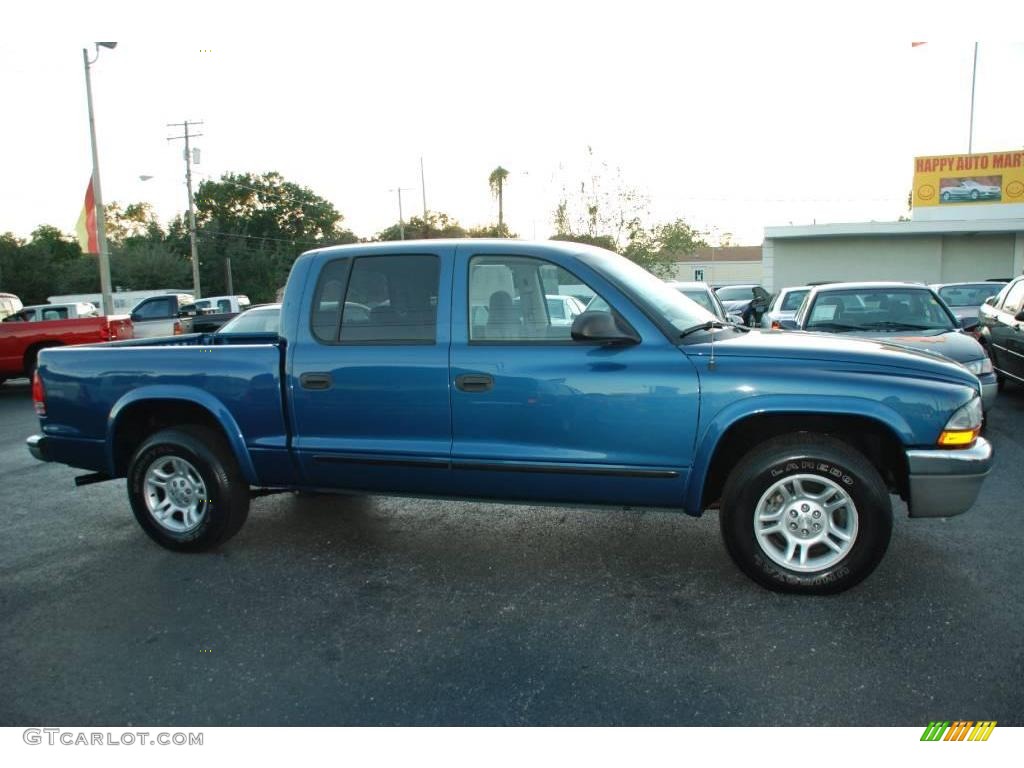 2004 Dakota SLT Quad Cab - Atlantic Blue Pearl / Dark Slate Gray photo #2