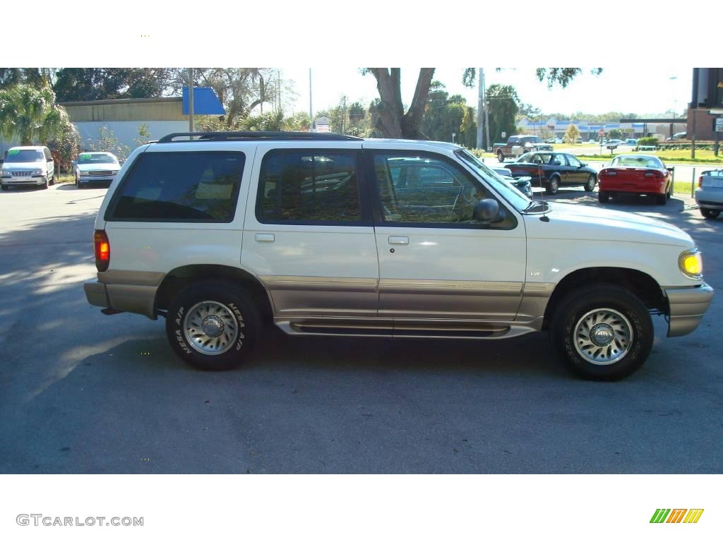 1999 Mountaineer  - Oxford White / Prairie Tan photo #4