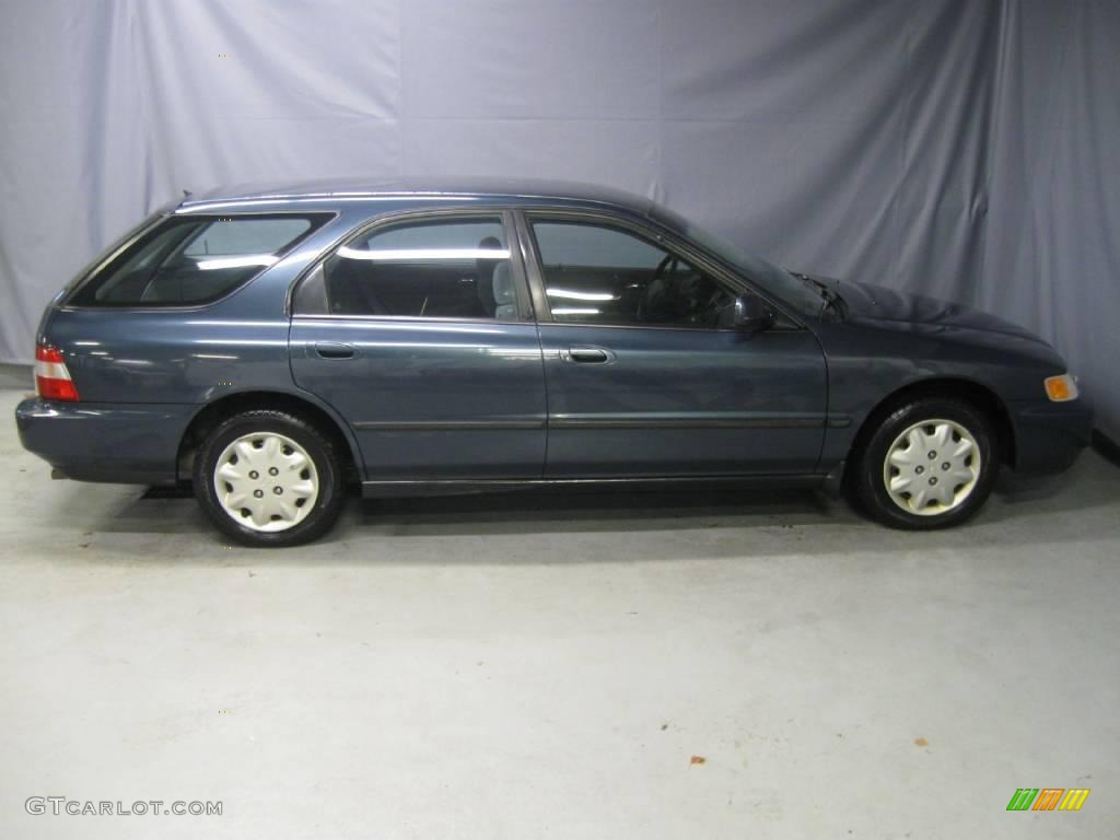 1997 Accord LX Wagon - Mystic Blue Pearl / Gray photo #4