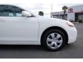 Super White - Camry LE Photo No. 7