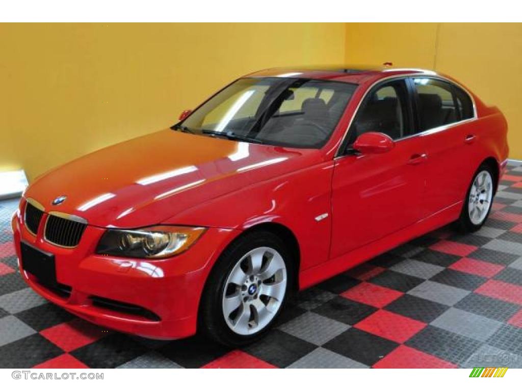 2006 3 Series 330xi Sedan - Electric Red / Grey photo #23