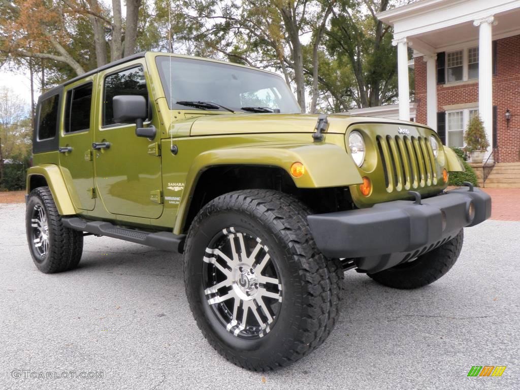 2007 Wrangler Unlimited Sahara 4x4 - Rescue Green Metallic / Dark Slate Gray/Medium Slate Gray photo #6