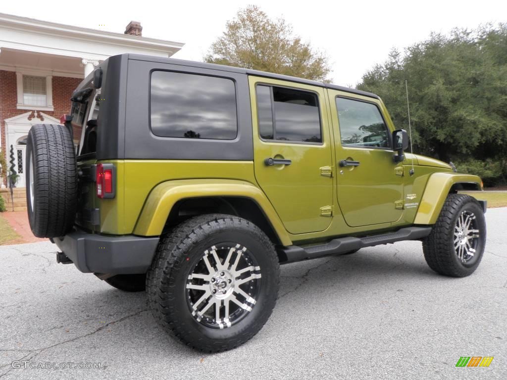 2007 Wrangler Unlimited Sahara 4x4 - Rescue Green Metallic / Dark Slate Gray/Medium Slate Gray photo #9
