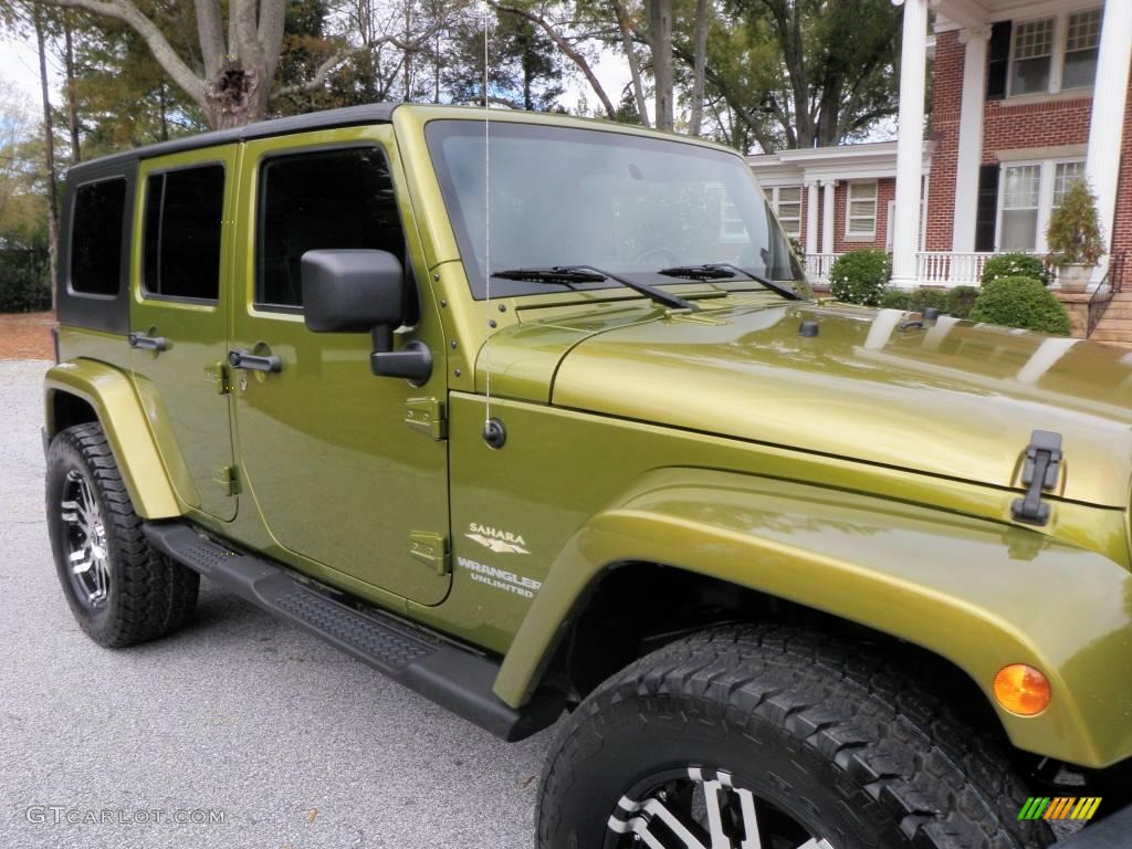 2007 Wrangler Unlimited Sahara 4x4 - Rescue Green Metallic / Dark Slate Gray/Medium Slate Gray photo #13