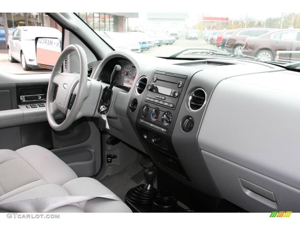 2006 F150 XLT SuperCab 4x4 - Black / Medium/Dark Flint photo #3