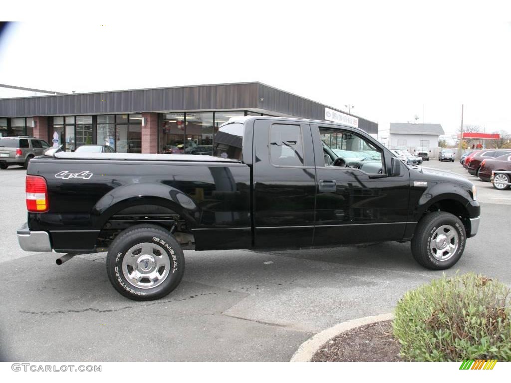 2006 F150 XLT SuperCab 4x4 - Black / Medium/Dark Flint photo #4