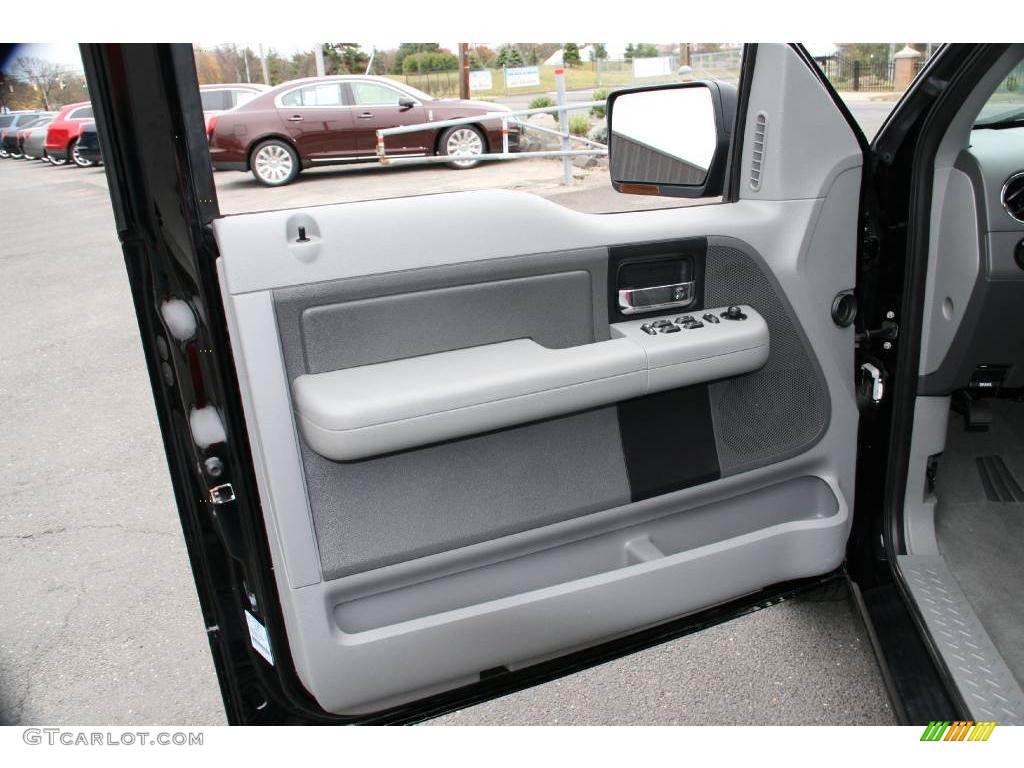 2006 F150 XLT SuperCab 4x4 - Black / Medium/Dark Flint photo #12