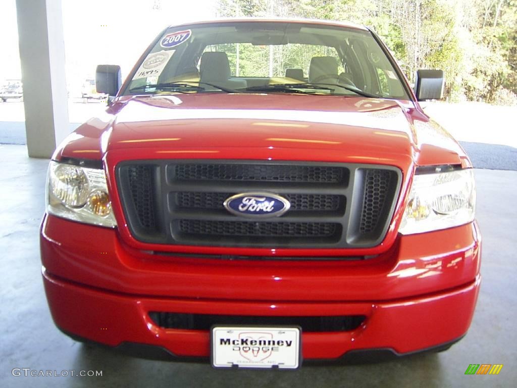 2007 F150 STX SuperCab - Bright Red / Medium/Dark Flint photo #1