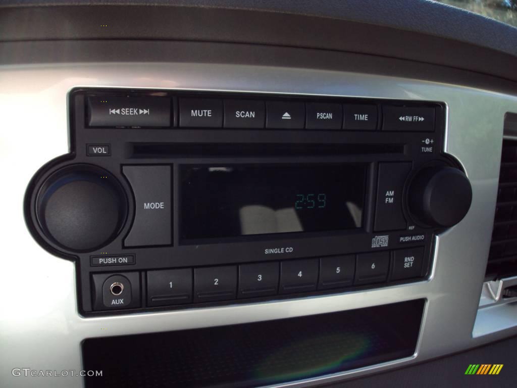 2008 Ram 1500 Big Horn Edition Quad Cab - Light Khaki Metallic / Khaki photo #19